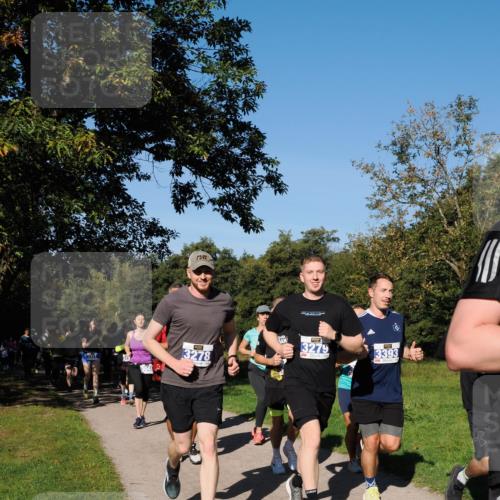 28.09.2025 - 33. Volkslauf durch das schöne Alstertal Fabian Wolf http://msf.ph/oto/8980233 28.09.2025 10:35:30 Laufen 3321, 3278, 3279, 3393 meine-sportfotos.de