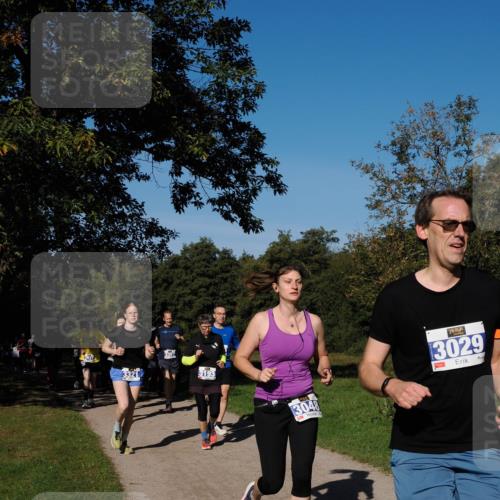 28.09.2025 - 33. Volkslauf durch das schöne Alstertal Fabian Wolf http://msf.ph/oto/8980256 28.09.2025 10:35:33 Laufen 3321, 3193, 3048, 13029 meine-sportfotos.de