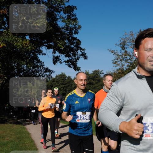 28.09.2025 - 33. Volkslauf durch das schöne Alstertal Fabian Wolf http://msf.ph/oto/8980315 28.09.2025 10:35:40 Laufen 3298, 30 meine-sportfotos.de