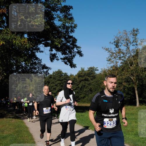 28.09.2025 - 33. Volkslauf durch das schöne Alstertal Fabian Wolf http://msf.ph/oto/8980371 28.09.2025 10:35:47 Laufen 3181, 3901, 3293 meine-sportfotos.de