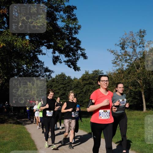 28.09.2025 - 33. Volkslauf durch das schöne Alstertal Fabian Wolf http://msf.ph/oto/8980385 28.09.2025 10:35:50 Laufen 3135, 3120, 311975, 13006, 3115 meine-sportfotos.de