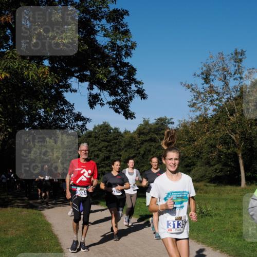 28.09.2025 - 33. Volkslauf durch das schöne Alstertal Fabian Wolf http://msf.ph/oto/8980405 28.09.2025 10:35:54 Laufen 3034, 56, 2025, 3135 meine-sportfotos.de