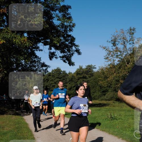 28.09.2025 - 33. Volkslauf durch das schöne Alstertal Fabian Wolf http://msf.ph/oto/8980439 28.09.2025 10:36:00 Laufen 3273, 3191, 3277, 3395 meine-sportfotos.de