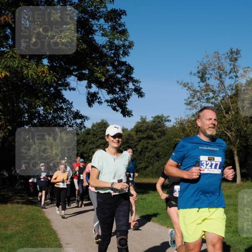 28.09.2025 - 33. Volkslauf durch das schöne Alstertal Fabian Wolf http://msf.ph/oto/8980447 28.09.2025 10:36:02 Laufen 3410, 13, 3277 meine-sportfotos.de