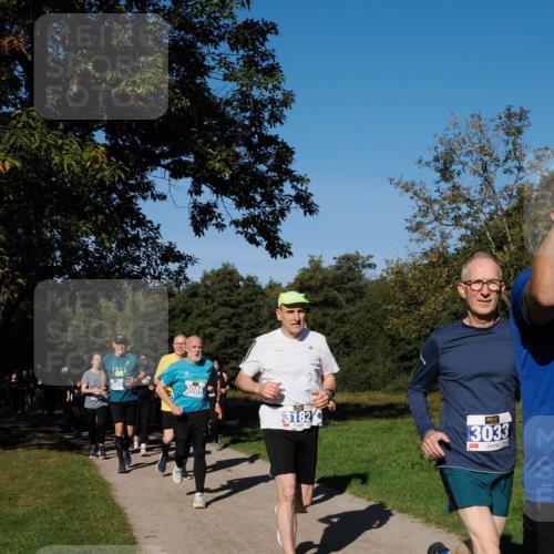 28.09.2025 - 33. Volkslauf durch das schöne Alstertal Fabian Wolf http://msf.ph/oto/8980521 28.09.2025 10:36:11 Laufen 2025, 3003, 3086, 3182, 3033 meine-sportfotos.de