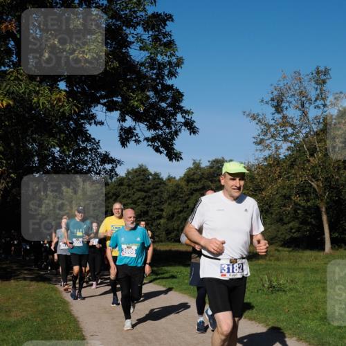 28.09.2025 - 33. Volkslauf durch das schöne Alstertal Fabian Wolf http://msf.ph/oto/8980526 28.09.2025 10:36:12 Laufen 2, 0, 25, 3003, 3086, 3182 meine-sportfotos.de