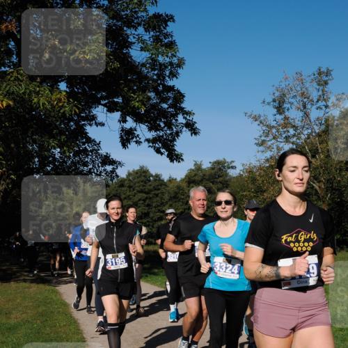 28.09.2025 - 33. Volkslauf durch das schöne Alstertal Fabian Wolf http://msf.ph/oto/8980563 28.09.2025 10:36:17 Laufen 3195, 3324, 0000, 9 meine-sportfotos.de