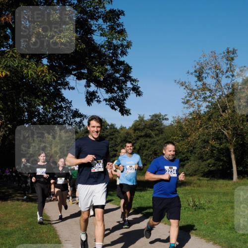 28.09.2025 - 33. Volkslauf durch das schöne Alstertal Fabian Wolf http://msf.ph/oto/8980596 28.09.2025 10:36:21 Laufen 3233, 3234, 3377, 3050, 394 meine-sportfotos.de