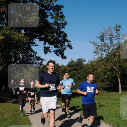 28.09.2025 - 33. Volkslauf durch das schöne Alstertal Fabian Wolf http://msf.ph/oto/8980597 28.09.2025 10:36:21 Laufen 3050, 3949, 3233, 3234 meine-sportfotos.de