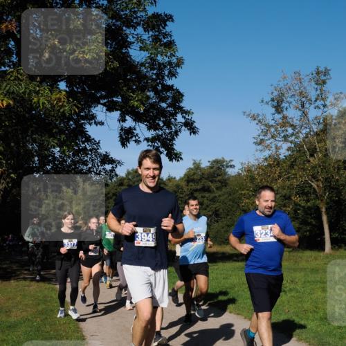 28.09.2025 - 33. Volkslauf durch das schöne Alstertal Fabian Wolf http://msf.ph/oto/8980599 28.09.2025 10:36:21 Laufen 3377, 3949, 3233, 3234 meine-sportfotos.de