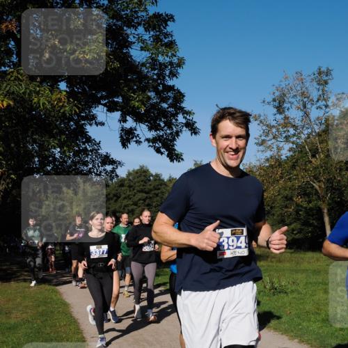 28.09.2025 - 33. Volkslauf durch das schöne Alstertal Fabian Wolf http://msf.ph/oto/8980605 28.09.2025 10:36:21 Laufen 3377, 9054, 394 meine-sportfotos.de