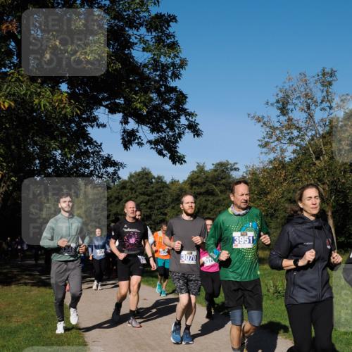 28.09.2025 - 33. Volkslauf durch das schöne Alstertal Fabian Wolf http://msf.ph/oto/8980622 28.09.2025 10:36:24 Laufen 3070, 3951 meine-sportfotos.de