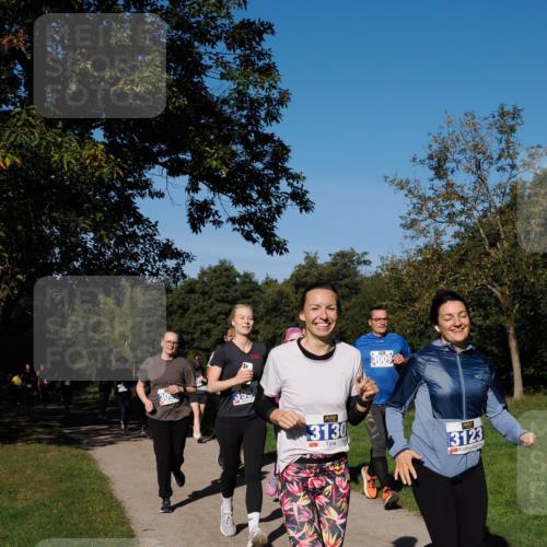 28.09.2025 - 33. Volkslauf durch das schöne Alstertal Fabian Wolf http://msf.ph/oto/8980655 28.09.2025 10:36:29 Laufen 3009, 3130, 3123 meine-sportfotos.de