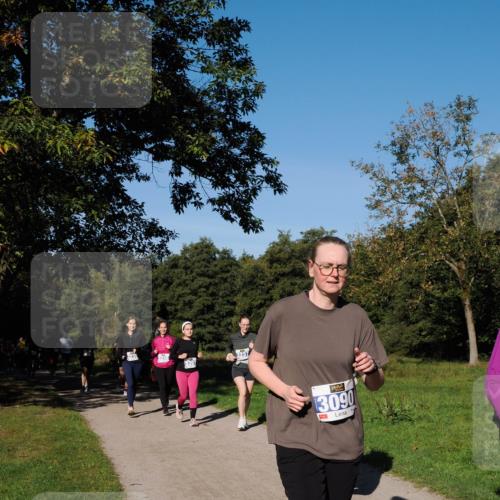 28.09.2025 - 33. Volkslauf durch das schöne Alstertal Fabian Wolf http://msf.ph/oto/8980666 28.09.2025 10:36:31 Laufen 3235, 3338, 3397, 3090 meine-sportfotos.de