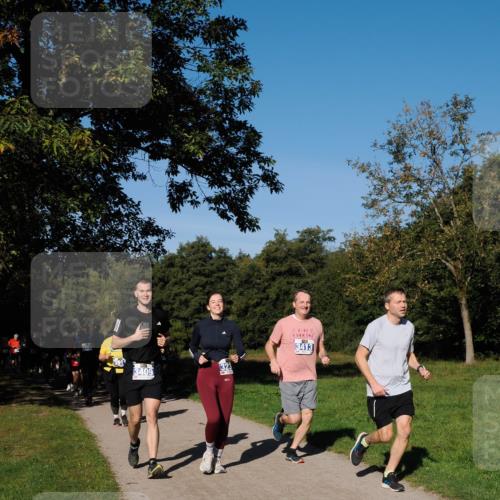 28.09.2025 - 33. Volkslauf durch das schöne Alstertal Fabian Wolf http://msf.ph/oto/8980721 28.09.2025 10:36:40 Laufen 391, 3409, 323, 3413 meine-sportfotos.de