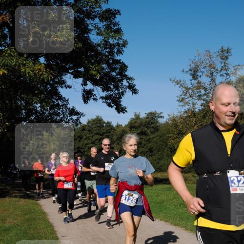 28.09.2025 - 33. Volkslauf durch das schöne Alstertal Fabian Wolf http://msf.ph/oto/8980796 28.09.2025 10:36:49 Laufen 3332, 32, 289, 3126 meine-sportfotos.de
