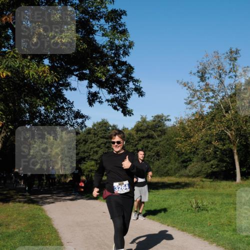 28.09.2025 - 33. Volkslauf durch das schöne Alstertal Fabian Wolf http://msf.ph/oto/8980889 28.09.2025 10:37:05 Laufen 3264 meine-sportfotos.de