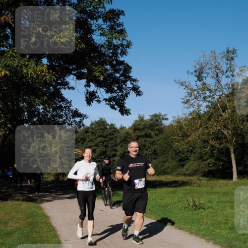 28.09.2025 - 33. Volkslauf durch das schöne Alstertal Fabian Wolf http://msf.ph/oto/8980939 28.09.2025 10:37:20 Laufen 3267, 3268 meine-sportfotos.de