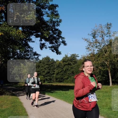 28.09.2025 - 33. Volkslauf durch das schöne Alstertal Fabian Wolf http://msf.ph/oto/8981040 28.09.2025 10:37:52 Laufen 320 meine-sportfotos.de
