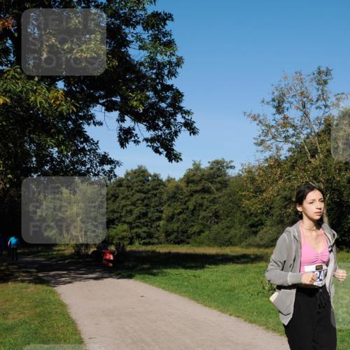 28.09.2025 - 33. Volkslauf durch das schöne Alstertal Fabian Wolf http://msf.ph/oto/8981081 28.09.2025 10:37:57 Laufen  meine-sportfotos.de