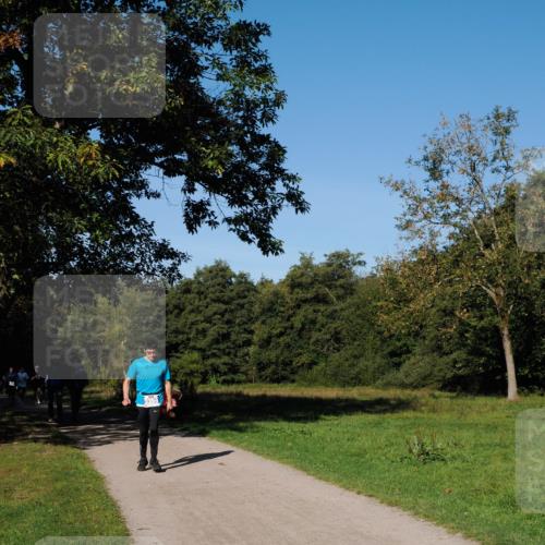 28.09.2025 - 33. Volkslauf durch das schöne Alstertal Fabian Wolf http://msf.ph/oto/8981087 28.09.2025 10:38:13 Laufen  meine-sportfotos.de