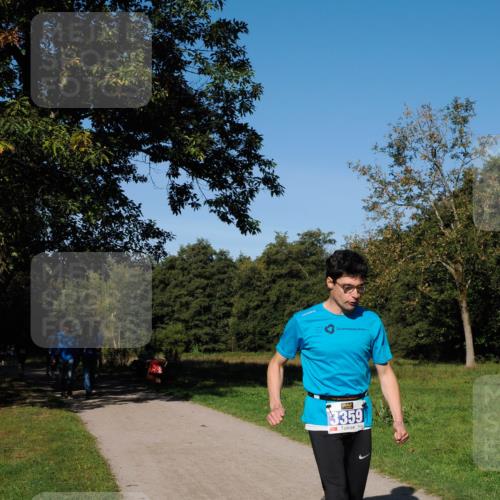 28.09.2025 - 33. Volkslauf durch das schöne Alstertal Fabian Wolf http://msf.ph/oto/8981115 28.09.2025 10:38:16 Laufen 3359 meine-sportfotos.de