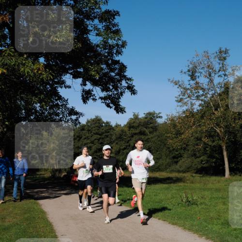 28.09.2025 - 33. Volkslauf durch das schöne Alstertal Fabian Wolf http://msf.ph/oto/8981128 28.09.2025 10:38:21 Laufen 2025, 4175, 4114 meine-sportfotos.de