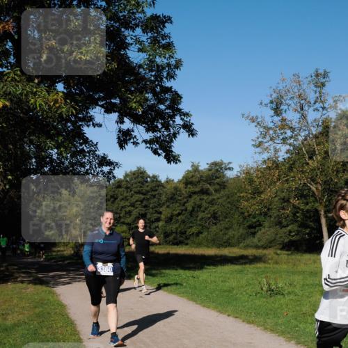 28.09.2025 - 33. Volkslauf durch das schöne Alstertal Fabian Wolf http://msf.ph/oto/8981161 28.09.2025 10:38:30 Laufen 3360 meine-sportfotos.de