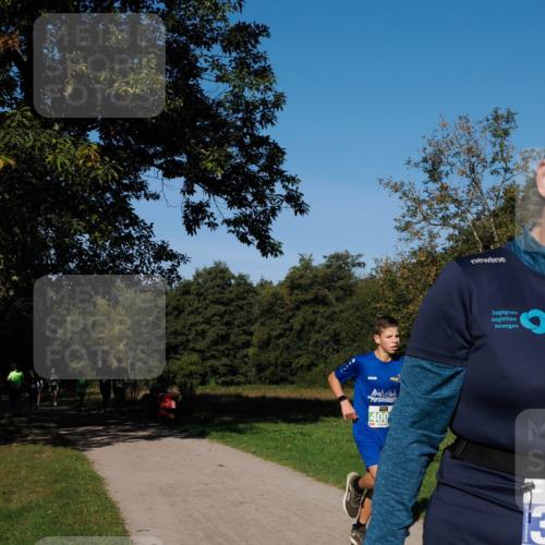 28.09.2025 - 33. Volkslauf durch das schöne Alstertal Fabian Wolf http://msf.ph/oto/8981175 28.09.2025 10:38:33 Laufen 400 meine-sportfotos.de