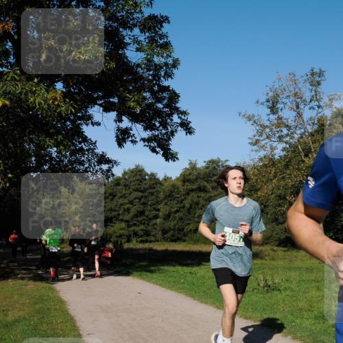 28.09.2025 - 33. Volkslauf durch das schöne Alstertal Fabian Wolf http://msf.ph/oto/8981227 28.09.2025 10:38:44 Laufen 405 meine-sportfotos.de