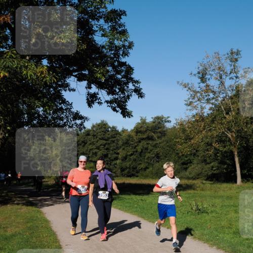 28.09.2025 - 33. Volkslauf durch das schöne Alstertal Fabian Wolf http://msf.ph/oto/8981287 28.09.2025 10:38:59 Laufen 3947, 3953 meine-sportfotos.de