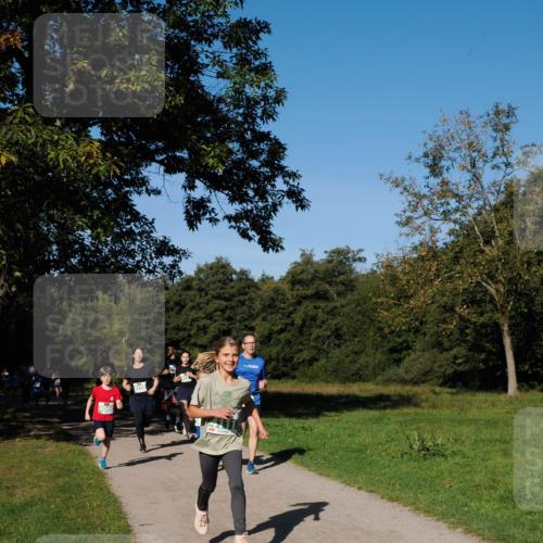 28.09.2025 - 33. Volkslauf durch das schöne Alstertal Fabian Wolf http://msf.ph/oto/8981371 28.09.2025 10:39:15 Laufen  meine-sportfotos.de