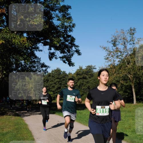 28.09.2025 - 33. Volkslauf durch das schöne Alstertal Fabian Wolf http://msf.ph/oto/8981401 28.09.2025 10:39:18 Laufen 4077, 4173, 4119 meine-sportfotos.de