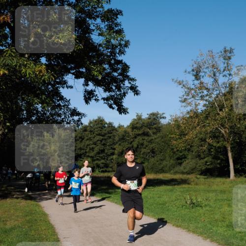 28.09.2025 - 33. Volkslauf durch das schöne Alstertal Fabian Wolf http://msf.ph/oto/8981430 28.09.2025 10:39:22 Laufen  meine-sportfotos.de