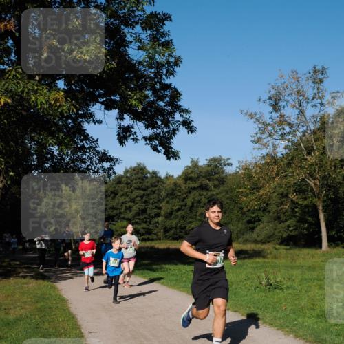 28.09.2025 - 33. Volkslauf durch das schöne Alstertal Fabian Wolf http://msf.ph/oto/8981433 28.09.2025 10:39:22 Laufen 4157 meine-sportfotos.de