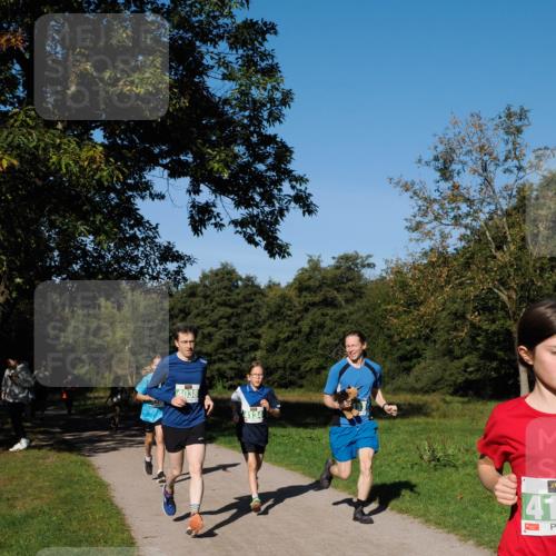 28.09.2025 - 33. Volkslauf durch das schöne Alstertal Fabian Wolf http://msf.ph/oto/8981468 28.09.2025 10:39:26 Laufen 4038, 4134, 41 meine-sportfotos.de