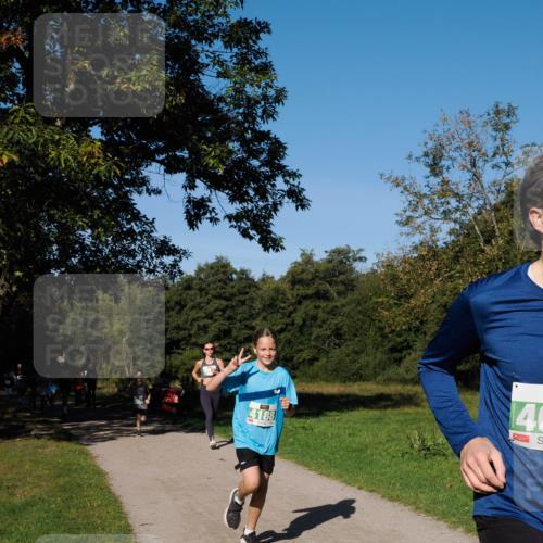 28.09.2025 - 33. Volkslauf durch das schöne Alstertal Fabian Wolf http://msf.ph/oto/8981477 28.09.2025 10:39:28 Laufen 4188, 140 meine-sportfotos.de