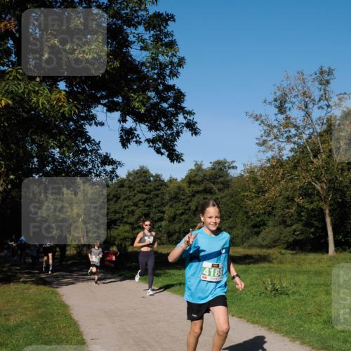 28.09.2025 - 33. Volkslauf durch das schöne Alstertal Fabian Wolf http://msf.ph/oto/8981481 28.09.2025 10:39:28 Laufen 4188 meine-sportfotos.de