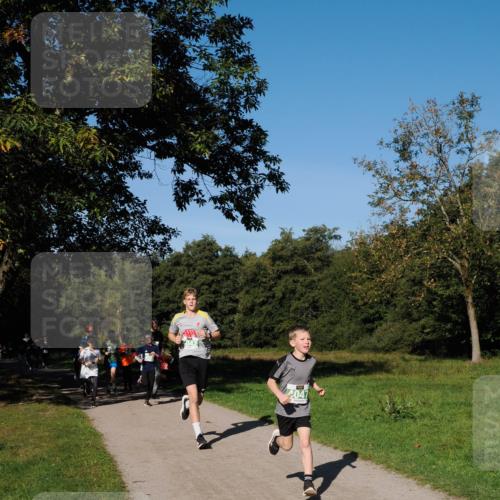28.09.2025 - 33. Volkslauf durch das schöne Alstertal Fabian Wolf http://msf.ph/oto/8981486 28.09.2025 10:39:31 Laufen  meine-sportfotos.de