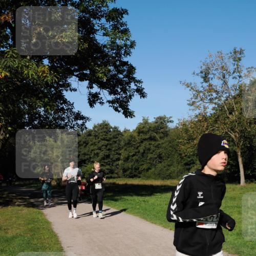 28.09.2025 - 33. Volkslauf durch das schöne Alstertal Fabian Wolf http://msf.ph/oto/8981522 28.09.2025 10:39:40 Laufen  meine-sportfotos.de