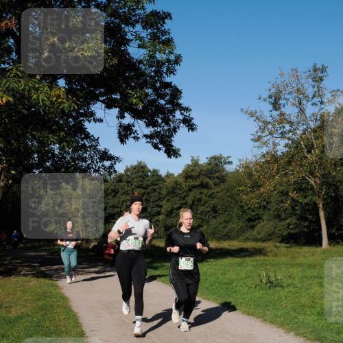 28.09.2025 - 33. Volkslauf durch das schöne Alstertal Fabian Wolf http://msf.ph/oto/8981526 28.09.2025 10:39:42 Laufen 4093, 4094 meine-sportfotos.de