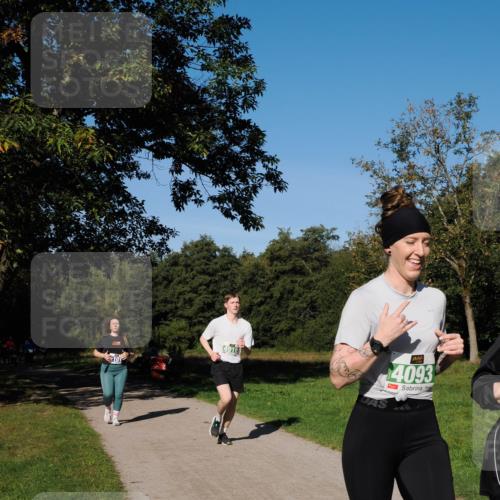 28.09.2025 - 33. Volkslauf durch das schöne Alstertal Fabian Wolf http://msf.ph/oto/8981538 28.09.2025 10:39:43 Laufen 4093 meine-sportfotos.de