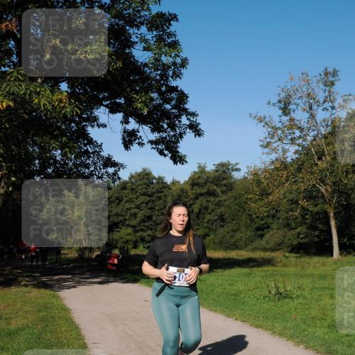 28.09.2025 - 33. Volkslauf durch das schöne Alstertal Fabian Wolf http://msf.ph/oto/8981568 28.09.2025 10:39:47 Laufen 10 meine-sportfotos.de