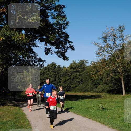 28.09.2025 - 33. Volkslauf durch das schöne Alstertal Fabian Wolf http://msf.ph/oto/8981581 28.09.2025 10:39:54 Laufen 4046, 4911 meine-sportfotos.de