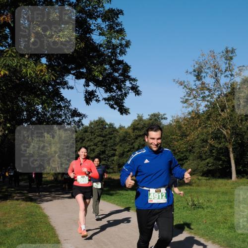 28.09.2025 - 33. Volkslauf durch das schöne Alstertal Fabian Wolf http://msf.ph/oto/8981598 28.09.2025 10:39:56 Laufen 4046, 4912 meine-sportfotos.de