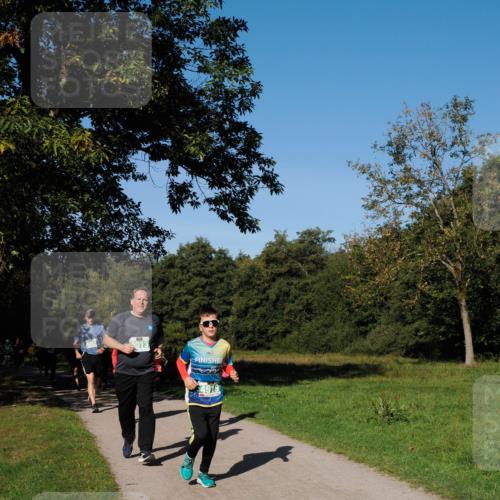 28.09.2025 - 33. Volkslauf durch das schöne Alstertal Fabian Wolf http://msf.ph/oto/8981650 28.09.2025 10:40:03 Laufen 4013 meine-sportfotos.de