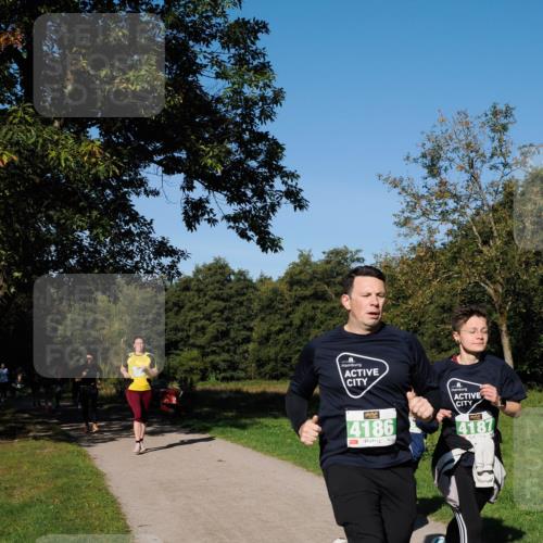 28.09.2025 - 33. Volkslauf durch das schöne Alstertal Fabian Wolf http://msf.ph/oto/8981694 28.09.2025 10:40:10 Laufen 4186, 4187 meine-sportfotos.de