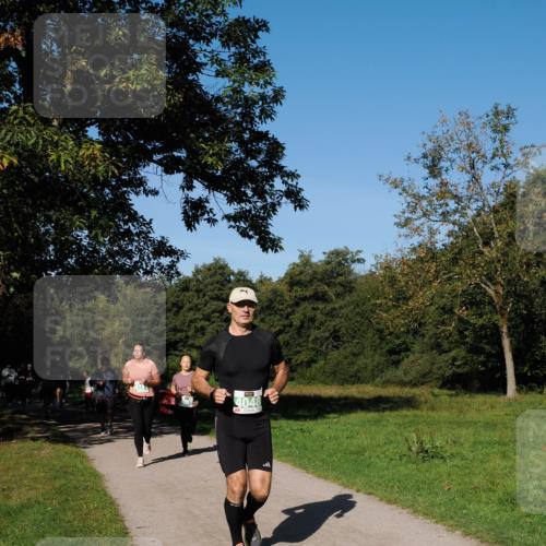 28.09.2025 - 33. Volkslauf durch das schöne Alstertal Fabian Wolf http://msf.ph/oto/8981843 28.09.2025 10:40:31 Laufen 4048 meine-sportfotos.de