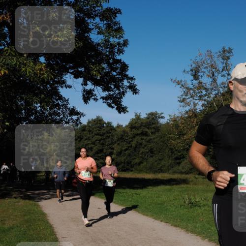 28.09.2025 - 33. Volkslauf durch das schöne Alstertal Fabian Wolf http://msf.ph/oto/8981852 28.09.2025 10:40:33 Laufen 4121, 052 meine-sportfotos.de