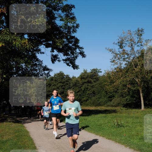 28.09.2025 - 33. Volkslauf durch das schöne Alstertal Fabian Wolf http://msf.ph/oto/8981873 28.09.2025 10:40:39 Laufen 4055 meine-sportfotos.de